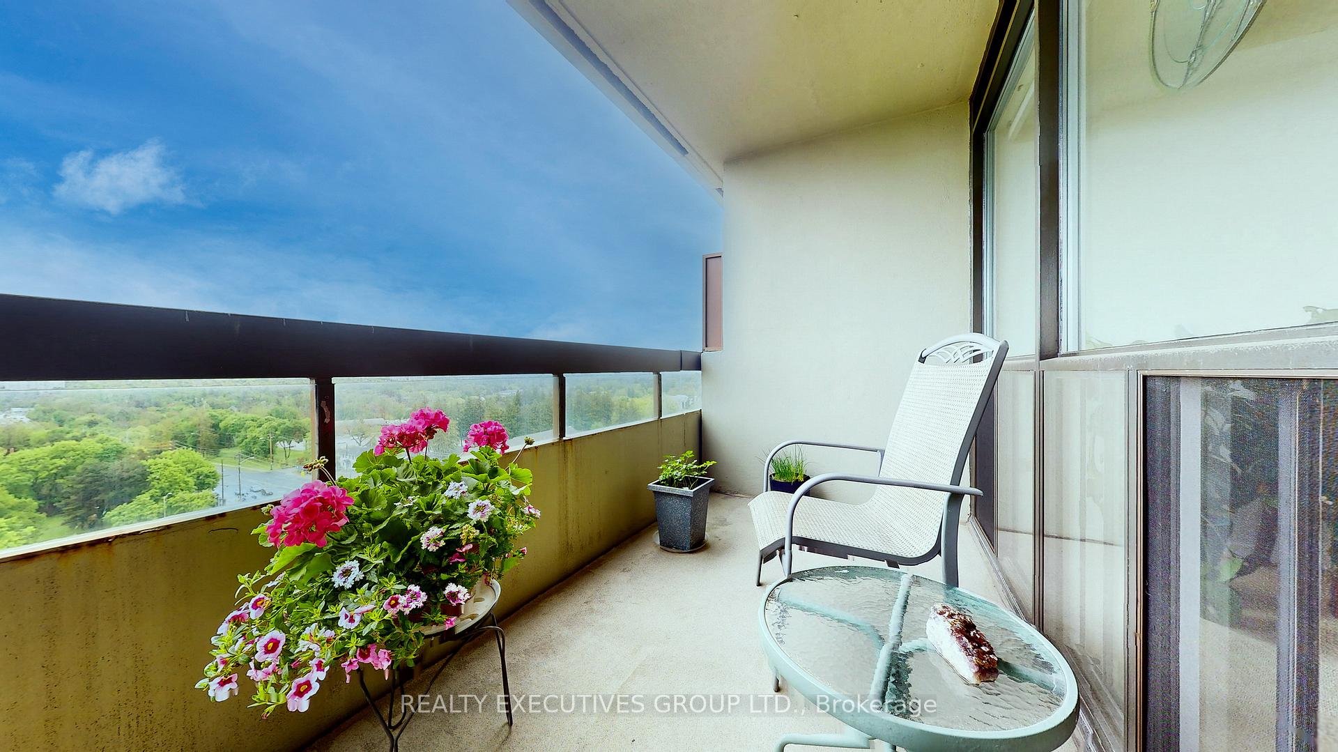 Photo 33 of Unit 1601, 8111 Yonge Street, Markham, Royal Orchard — HOMEH