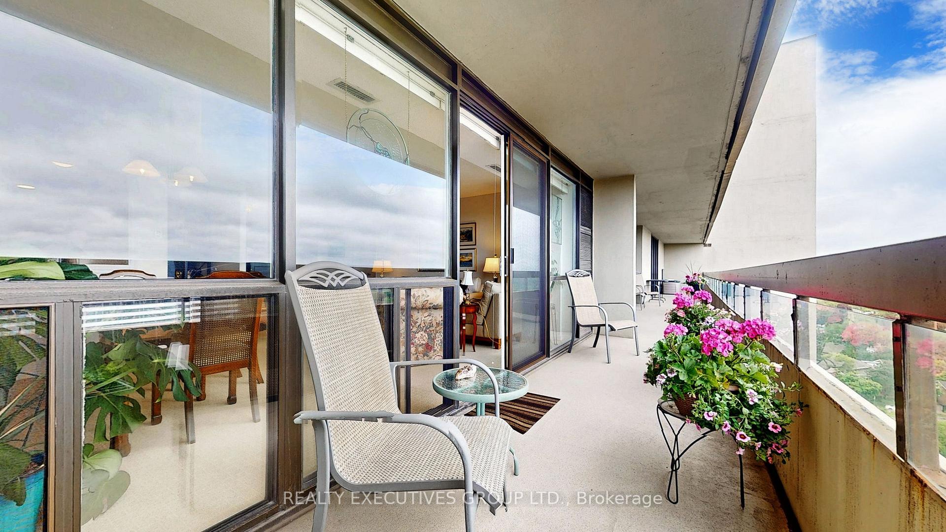 Photo 34 of Unit 1601, 8111 Yonge Street, Markham, Royal Orchard — HOMEH