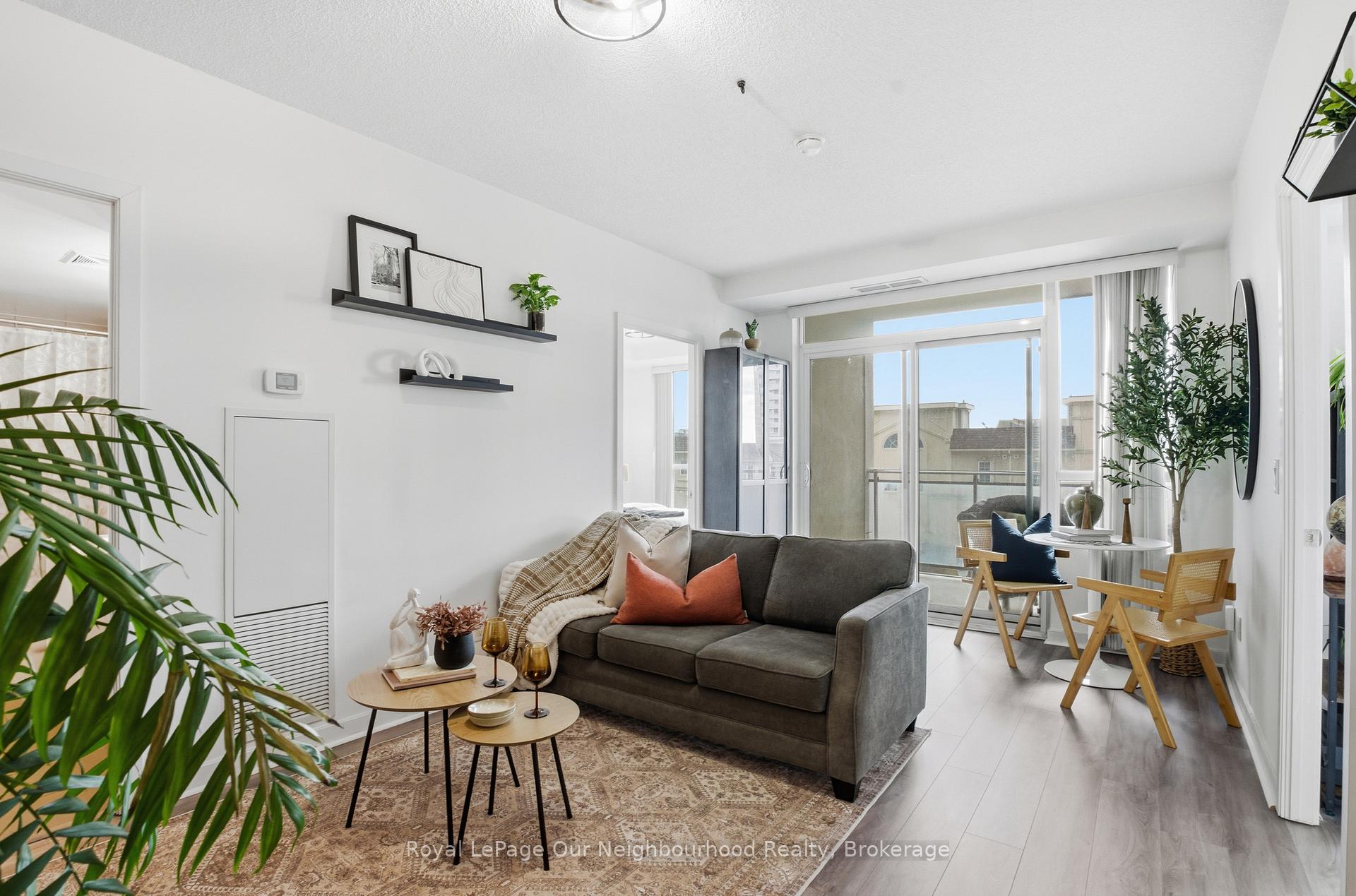 Front of Unit 301, 1235 Bayly Street