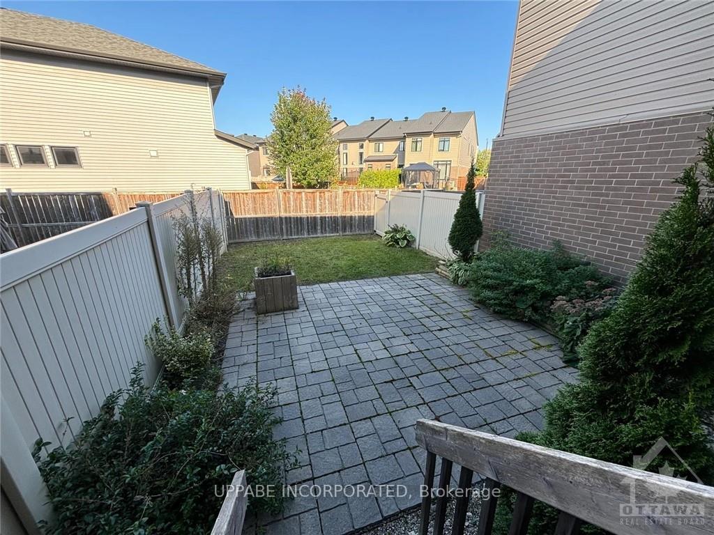 Photo 10 of 632 Guernsey Place, Ottawa, Riverside South/Gloucester Glen — HOMEH