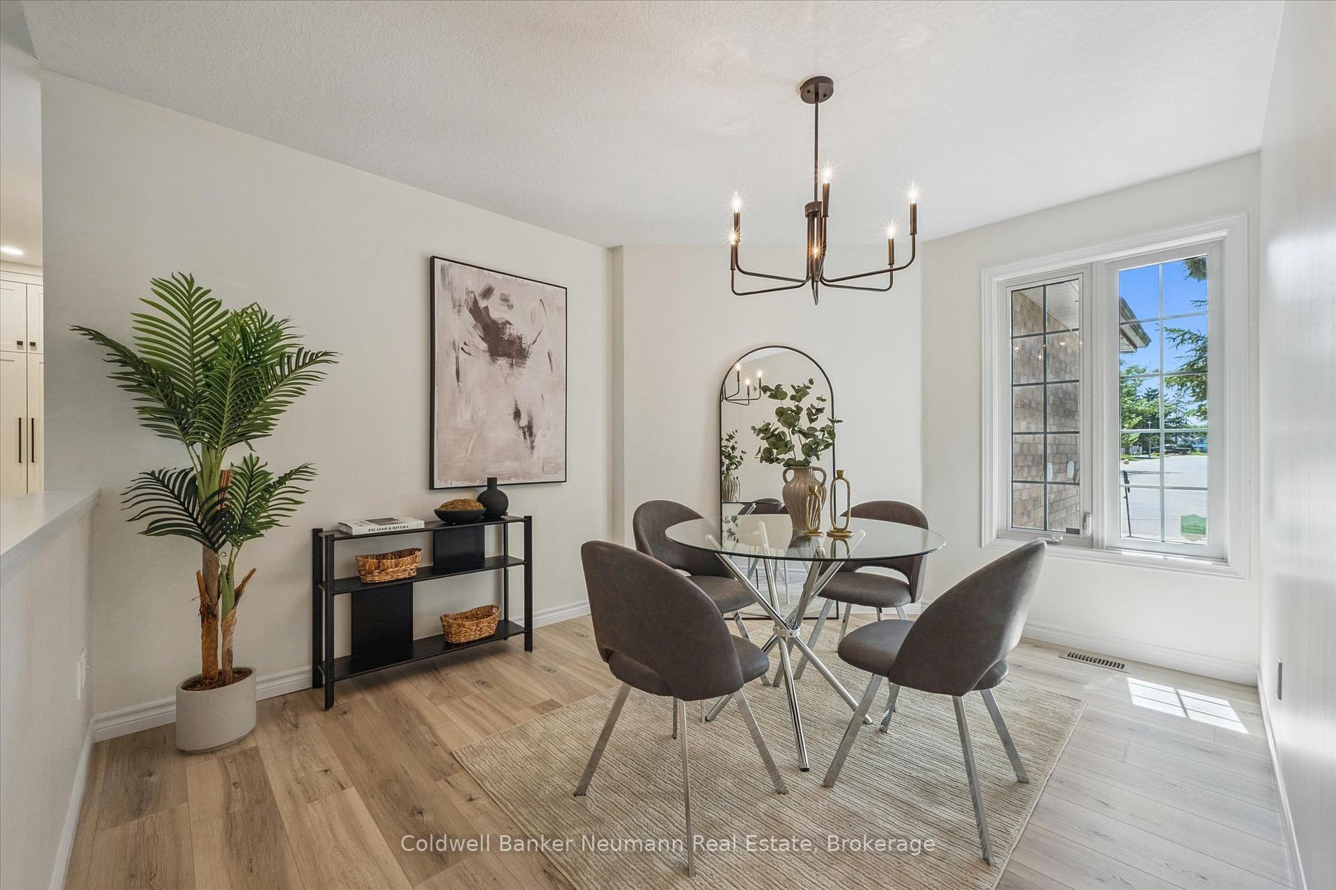 Photo 6 of Unit 9, 1550 Gordon Street, Guelph, Pineridge/Westminster Woods — HOMEH