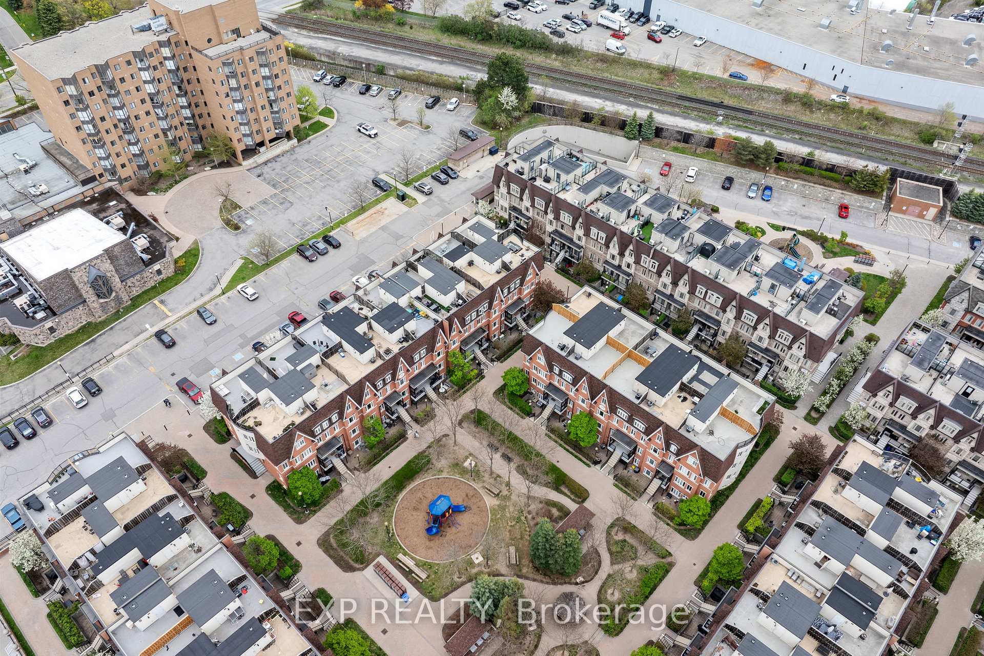 Photo 2 of Unit 238, 316 John Street, Markham, Aileen-Willowbrook — HOMEH
