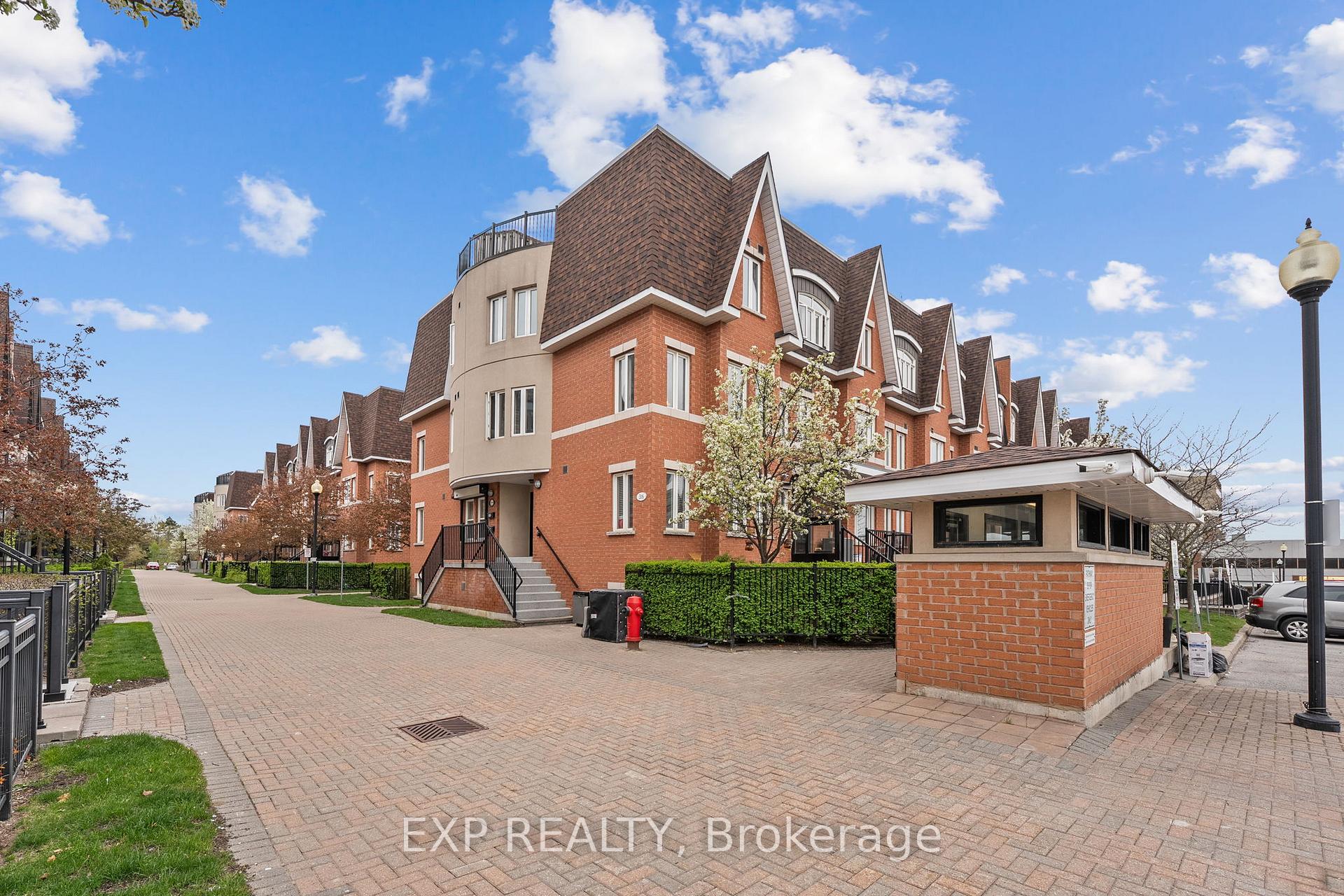 Photo 3 of Unit 238, 316 John Street, Markham, Aileen-Willowbrook — HOMEH