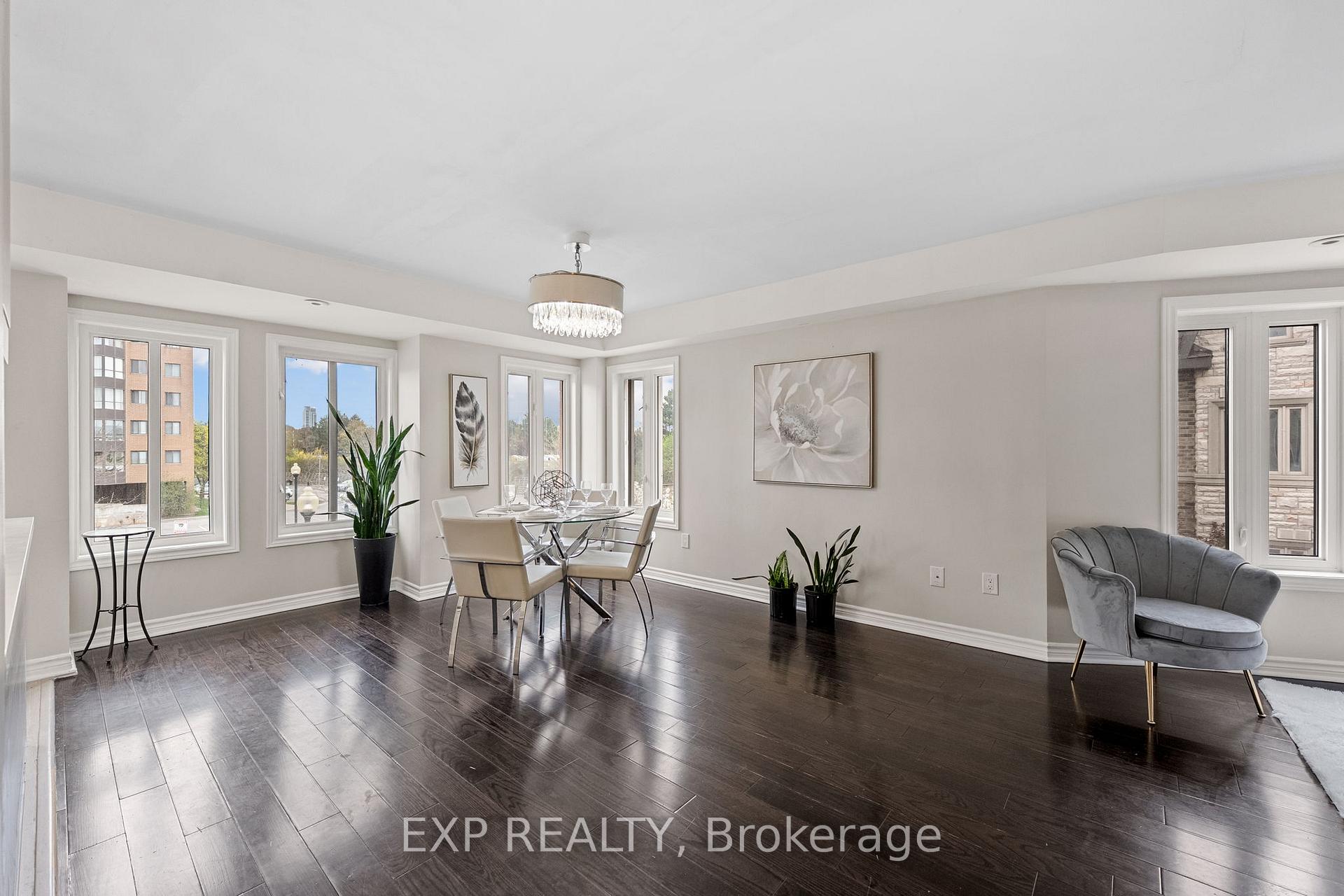 Photo 6 of Unit 238, 316 John Street, Markham, Aileen-Willowbrook — HOMEH