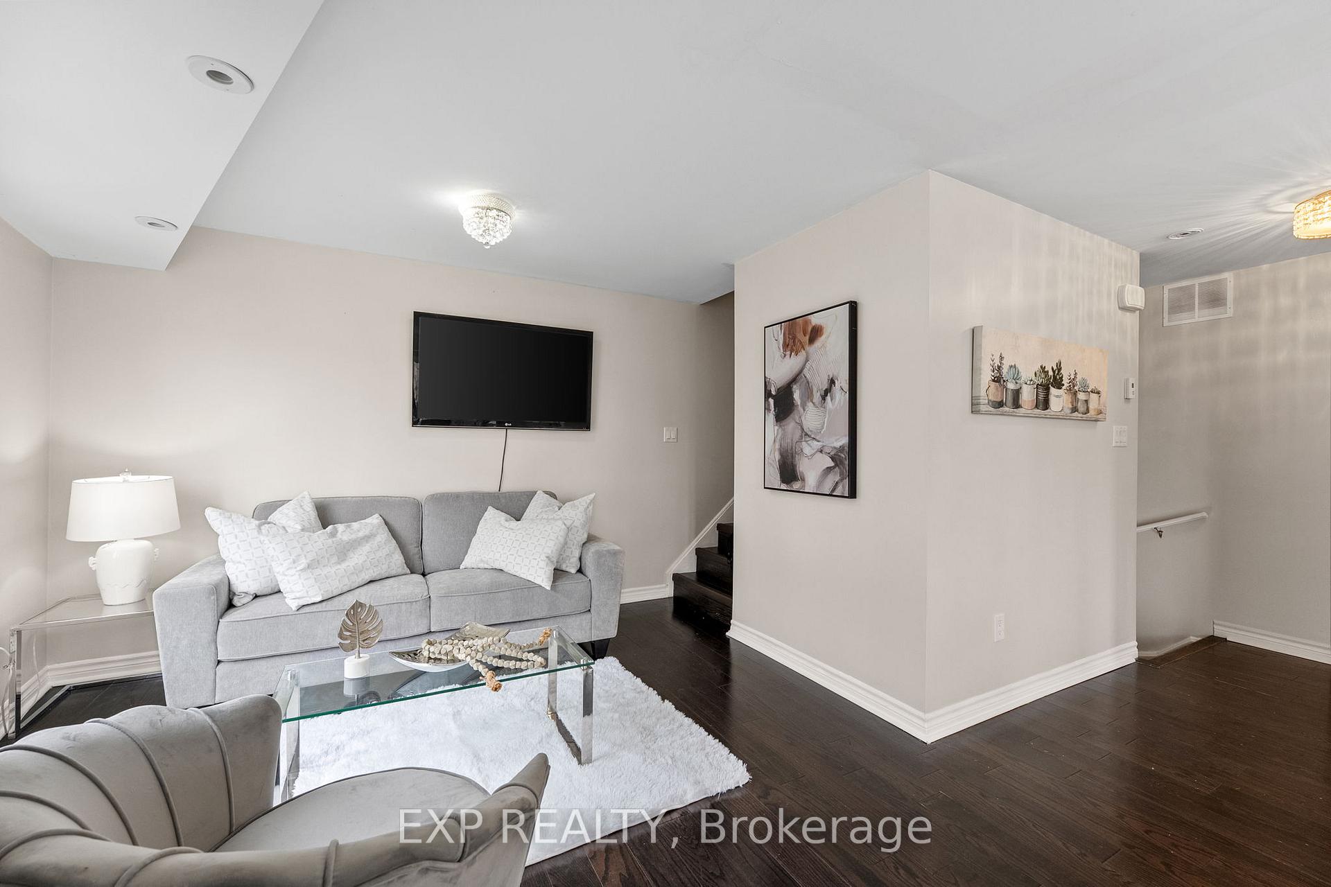 Photo 9 of Unit 238, 316 John Street, Markham, Aileen-Willowbrook — HOMEH
