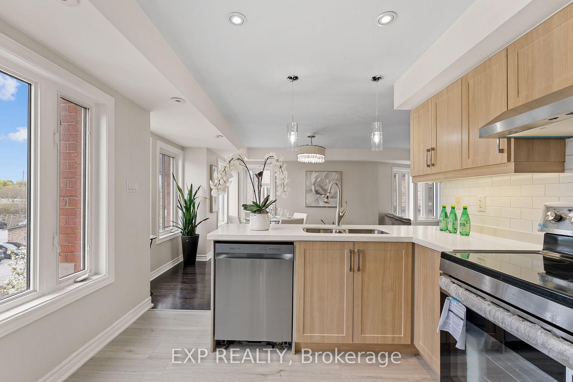 Photo 12 of Unit 238, 316 John Street, Markham, Aileen-Willowbrook — HOMEH
