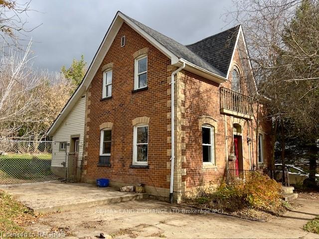 Front of 20 3RD Street
