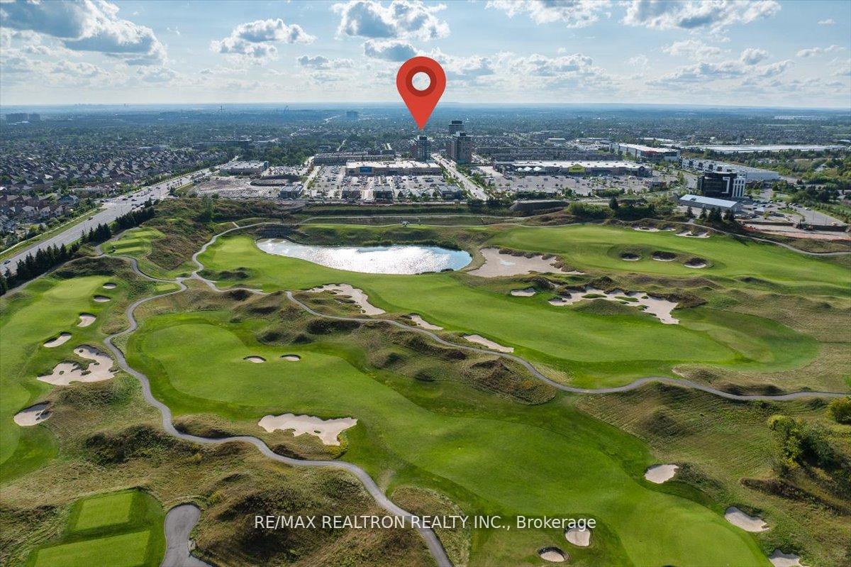 Photo 8 of Unit 204, 99 Eagle Rock Way, Vaughan, Rural Vaughan — HOMEH