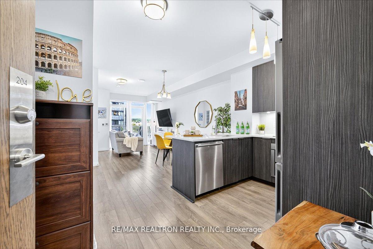 Photo 16 of Unit 204, 99 Eagle Rock Way, Vaughan, Rural Vaughan — HOMEH