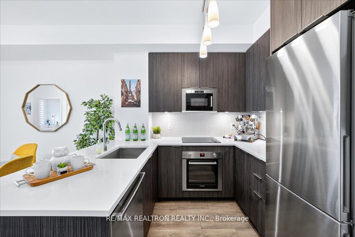 Photo 19 of Unit 204, 99 Eagle Rock Way, Vaughan, Rural Vaughan — HOMEH