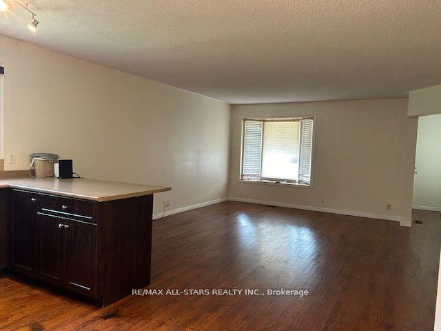 Photo 6 of Unit A, 28 Tupper Street, Cavan Monaghan, Millbrook Village — HOMEH