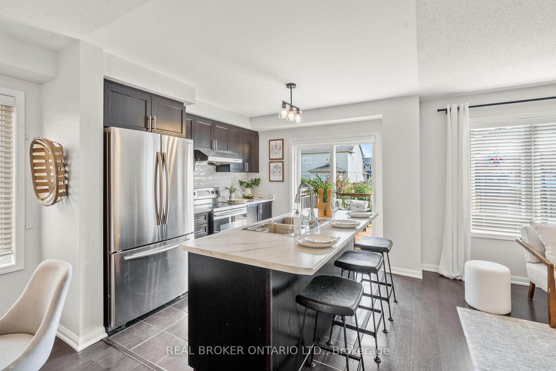 Photo 9 of 5 Don Hadden Crescent, Brock, Sunderland — HOMEH