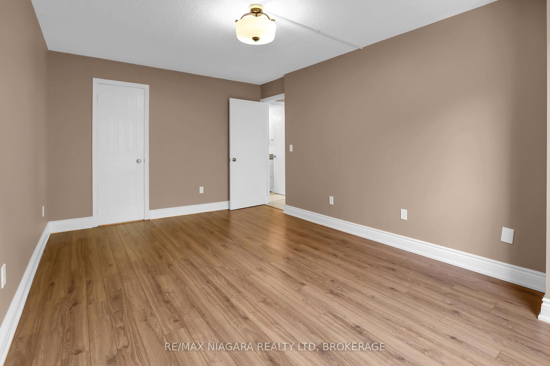 Photo 14 of Unit 304, 81 Scott Street, St. Catharines, Lakeport — HOMEH