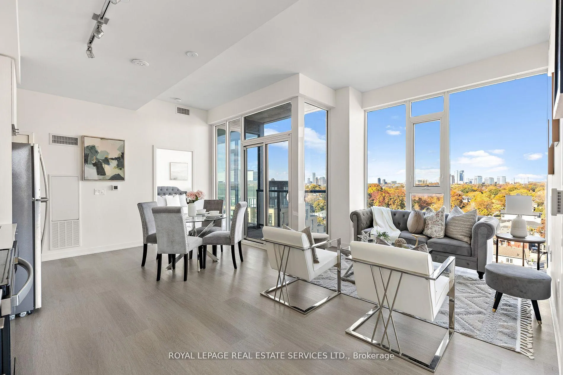 Photo 1 of Unit 720, 859 The Queensway, Etobicoke, Stonegate-Queensway — HOMEH