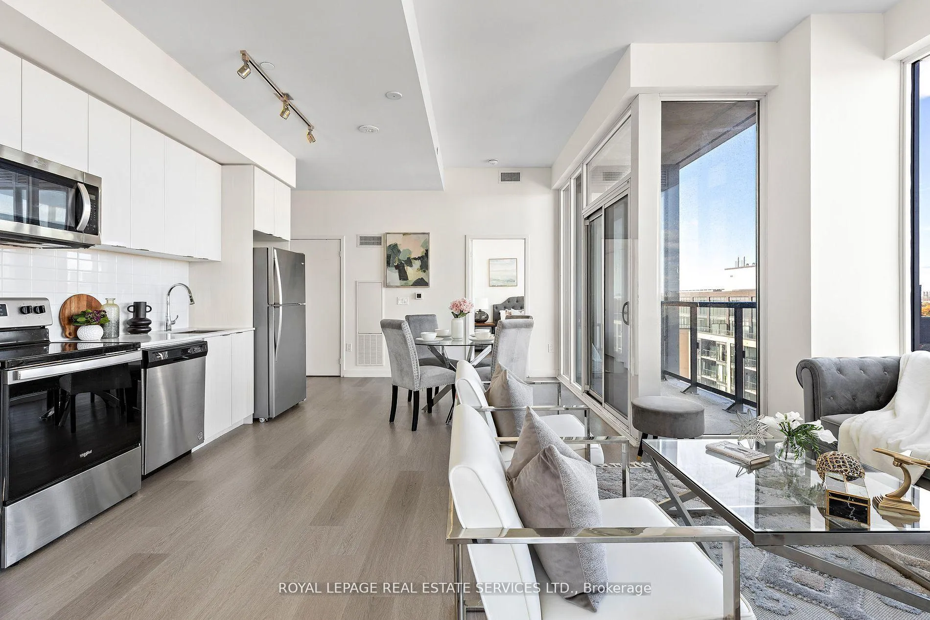 Photo 12 of Unit 720, 859 The Queensway, Etobicoke, Stonegate-Queensway — HOMEH
