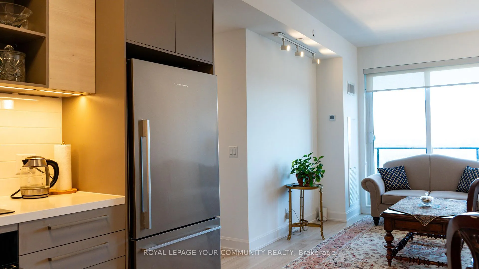 Photo 6 of Unit 2012, 12 Ghandi Lane, Markham, Aileen-Willowbrook — HOMEH