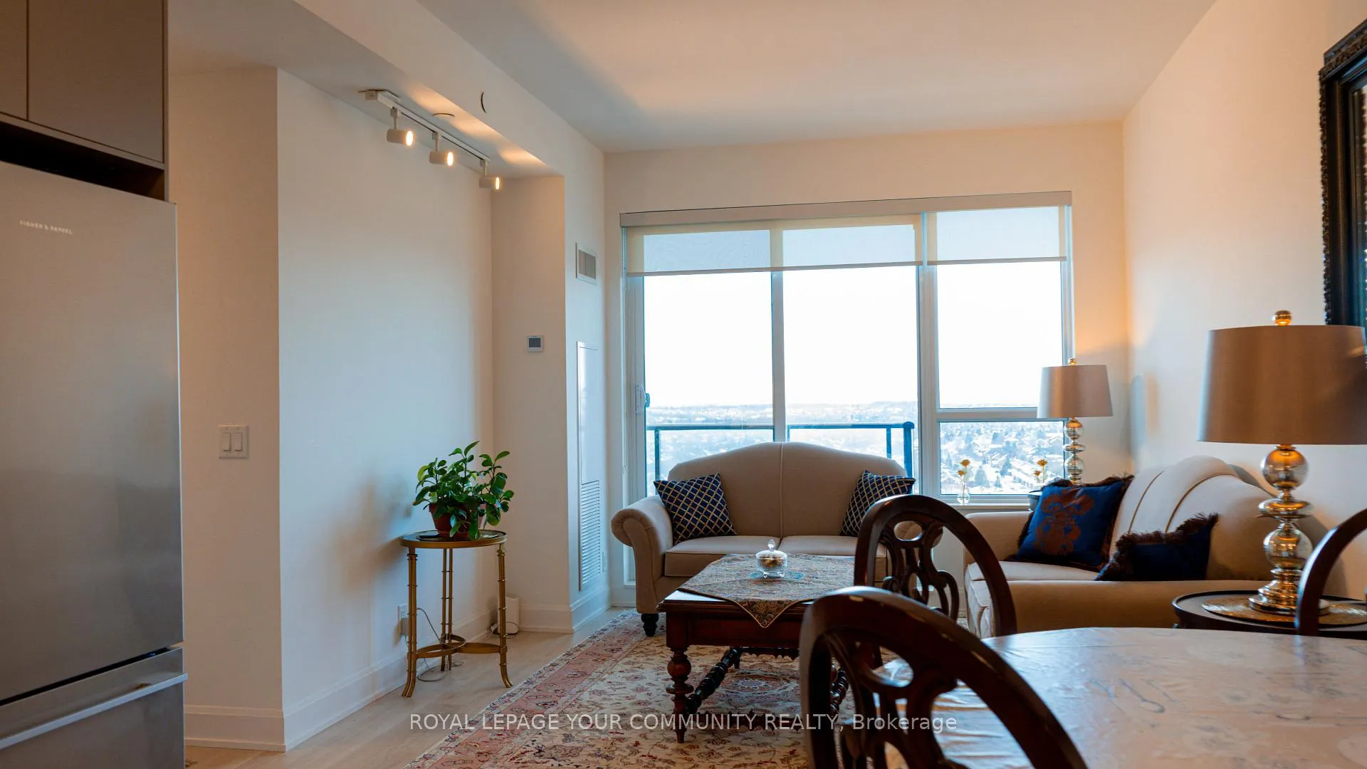 Photo 7 of Unit 2012, 12 Ghandi Lane, Markham, Aileen-Willowbrook — HOMEH