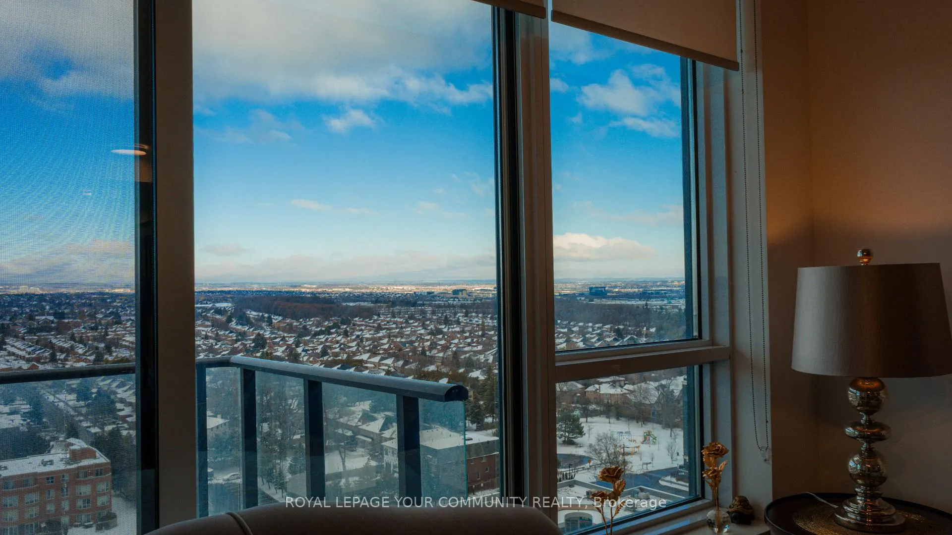 Photo 10 of Unit 2012, 12 Ghandi Lane, Markham, Aileen-Willowbrook — HOMEH