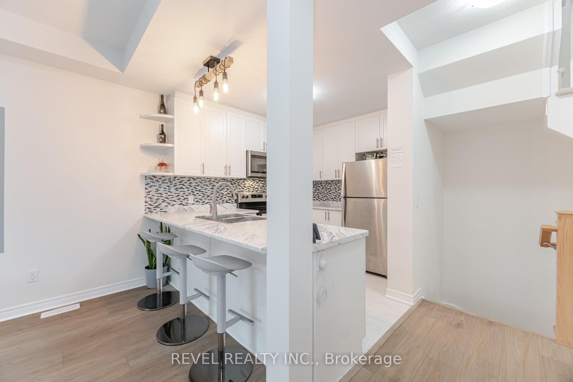 Photo 7 of 316 Humphrey Street, Hamilton, Waterdown — HOMEH