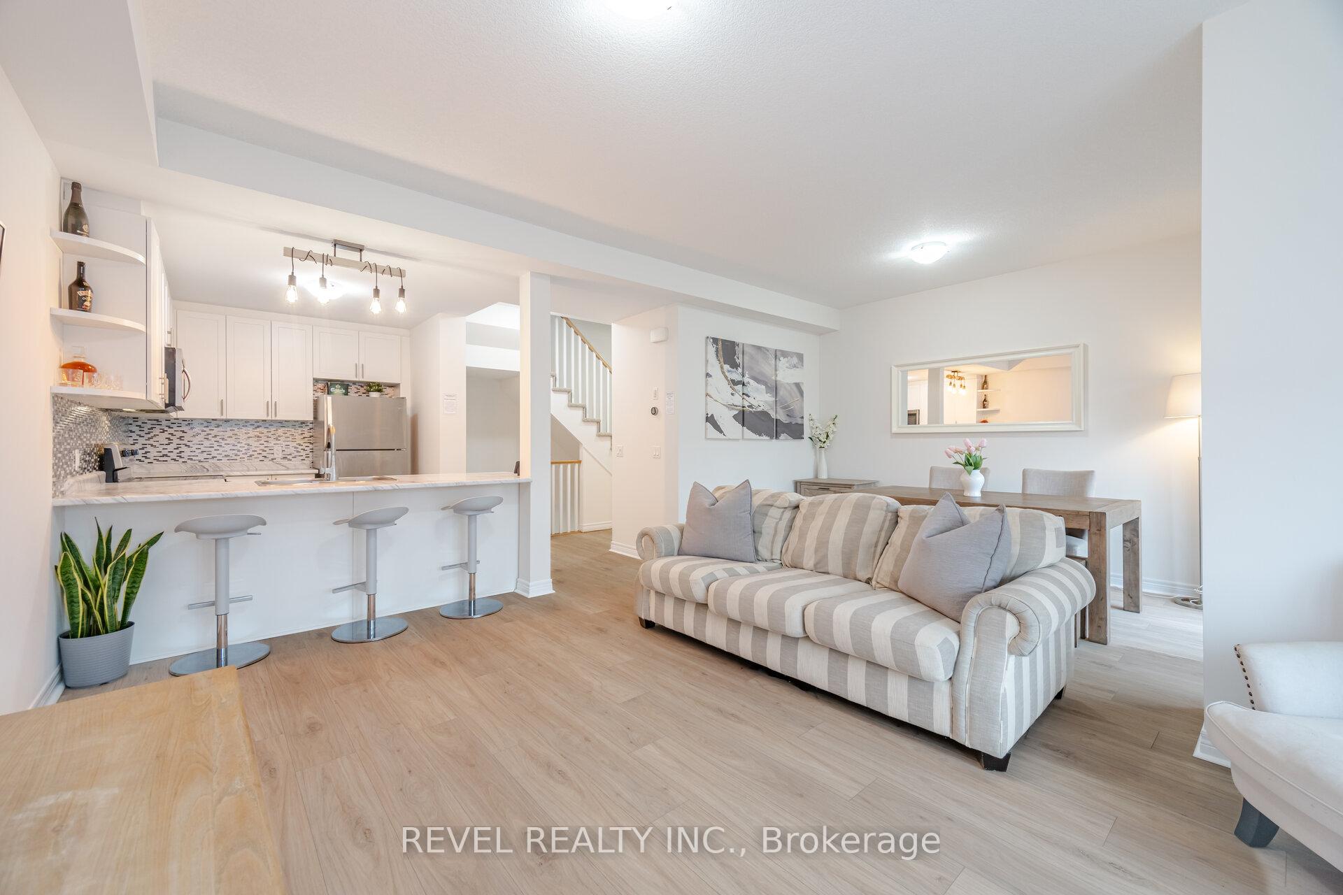 Photo 13 of 316 Humphrey Street, Hamilton, Waterdown — HOMEH