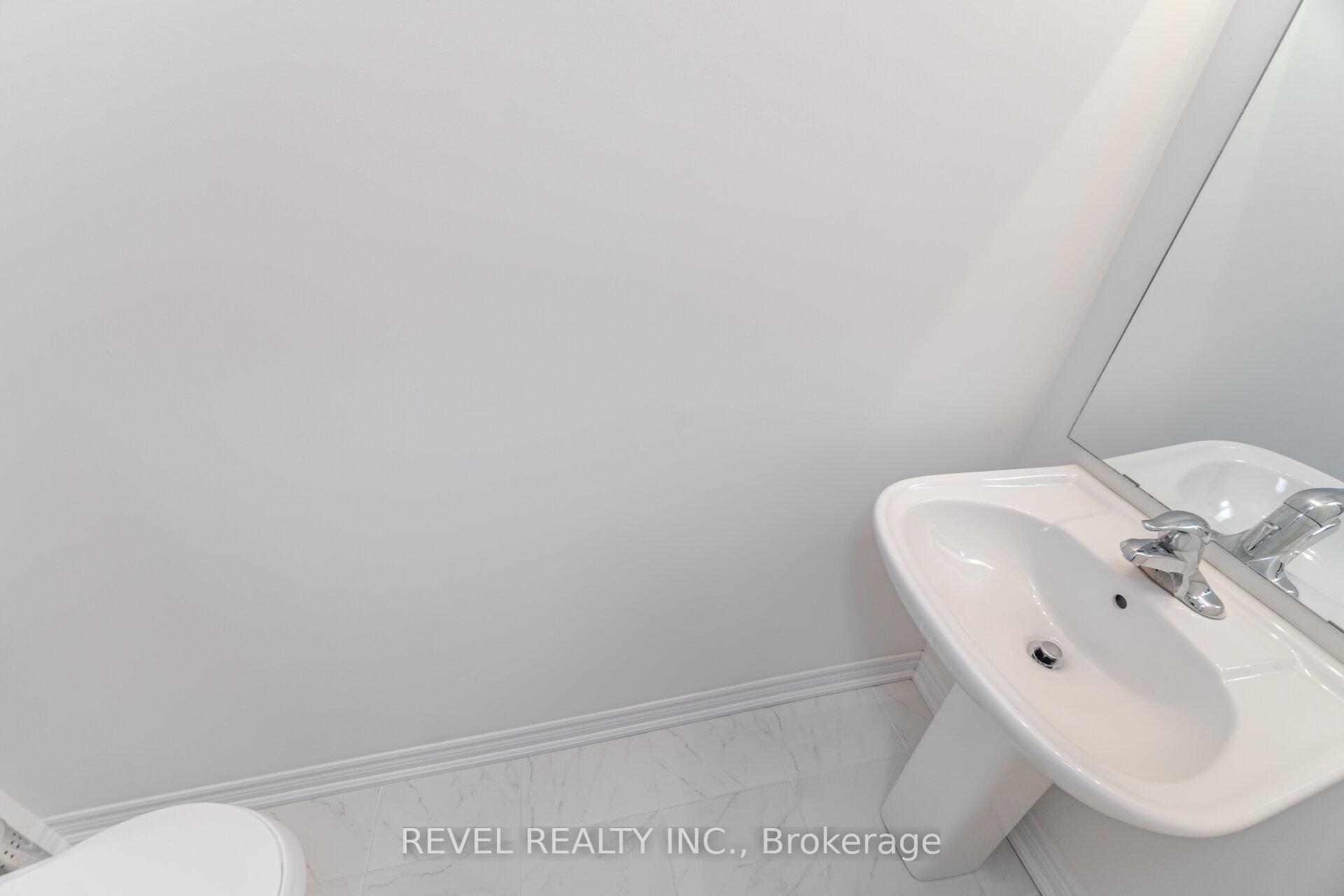 Photo 20 of 316 Humphrey Street, Hamilton, Waterdown — HOMEH