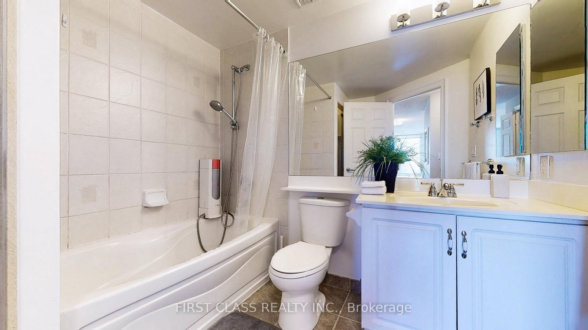 Photo 25 of Unit 913, 33 Cox Boulevard, Markham, Unionville — HOMEH