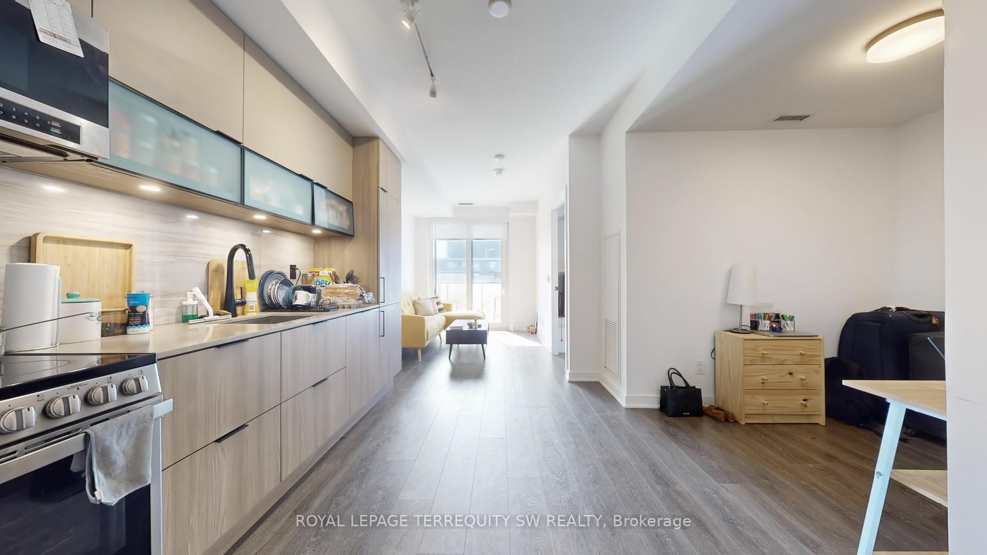 Photo 5 of Unit N815, 35 Rolling Mills Road, Toronto, Waterfront Communities — HOMEH