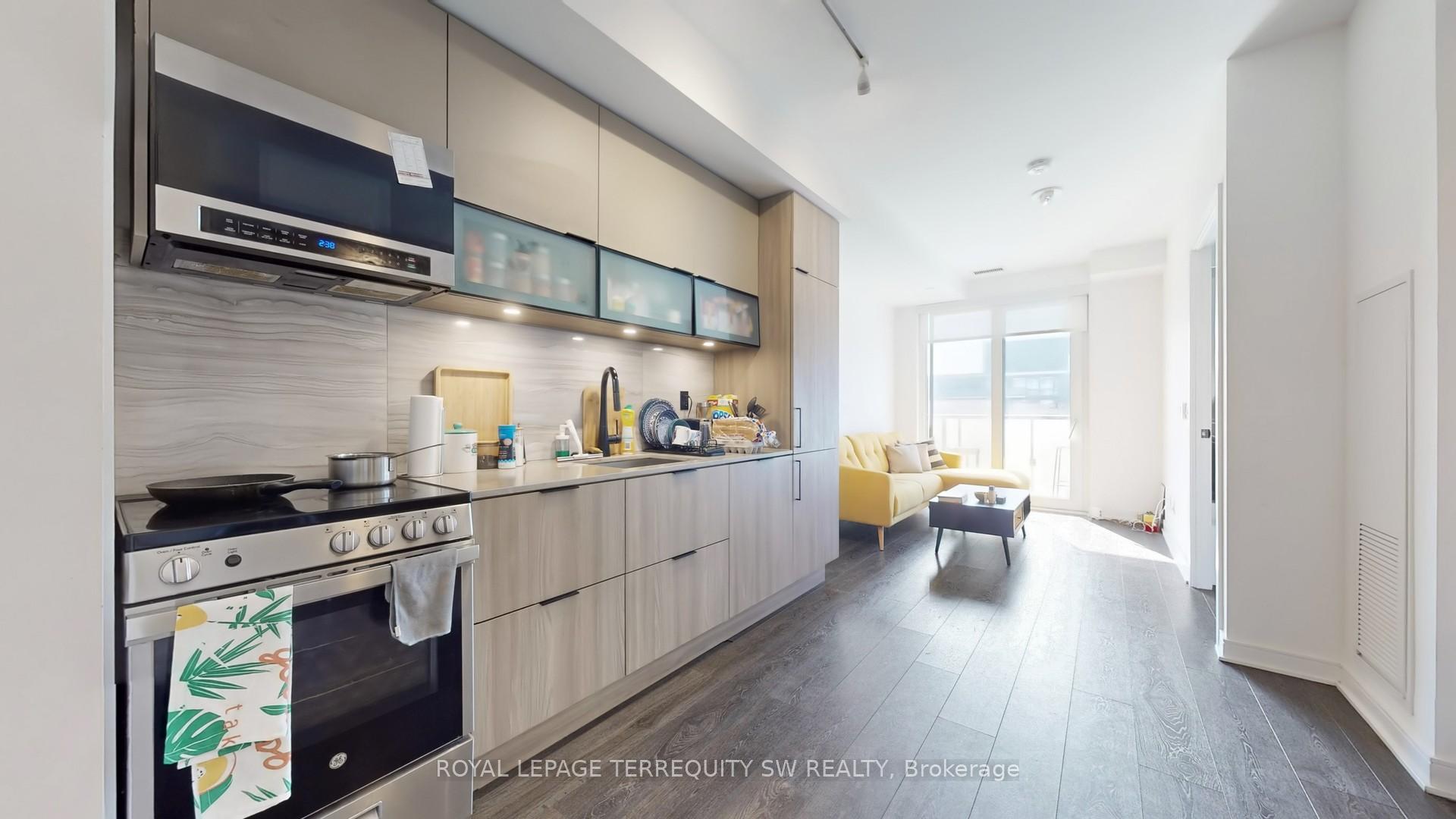 Photo 6 of Unit N815, 35 Rolling Mills Road, Toronto, Waterfront Communities — HOMEH
