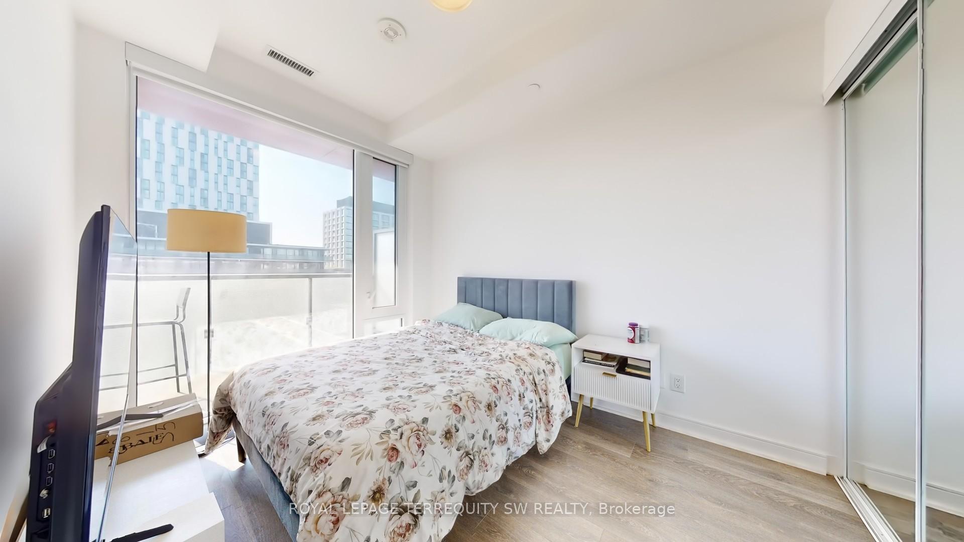 Photo 9 of Unit N815, 35 Rolling Mills Road, Toronto, Waterfront Communities — HOMEH