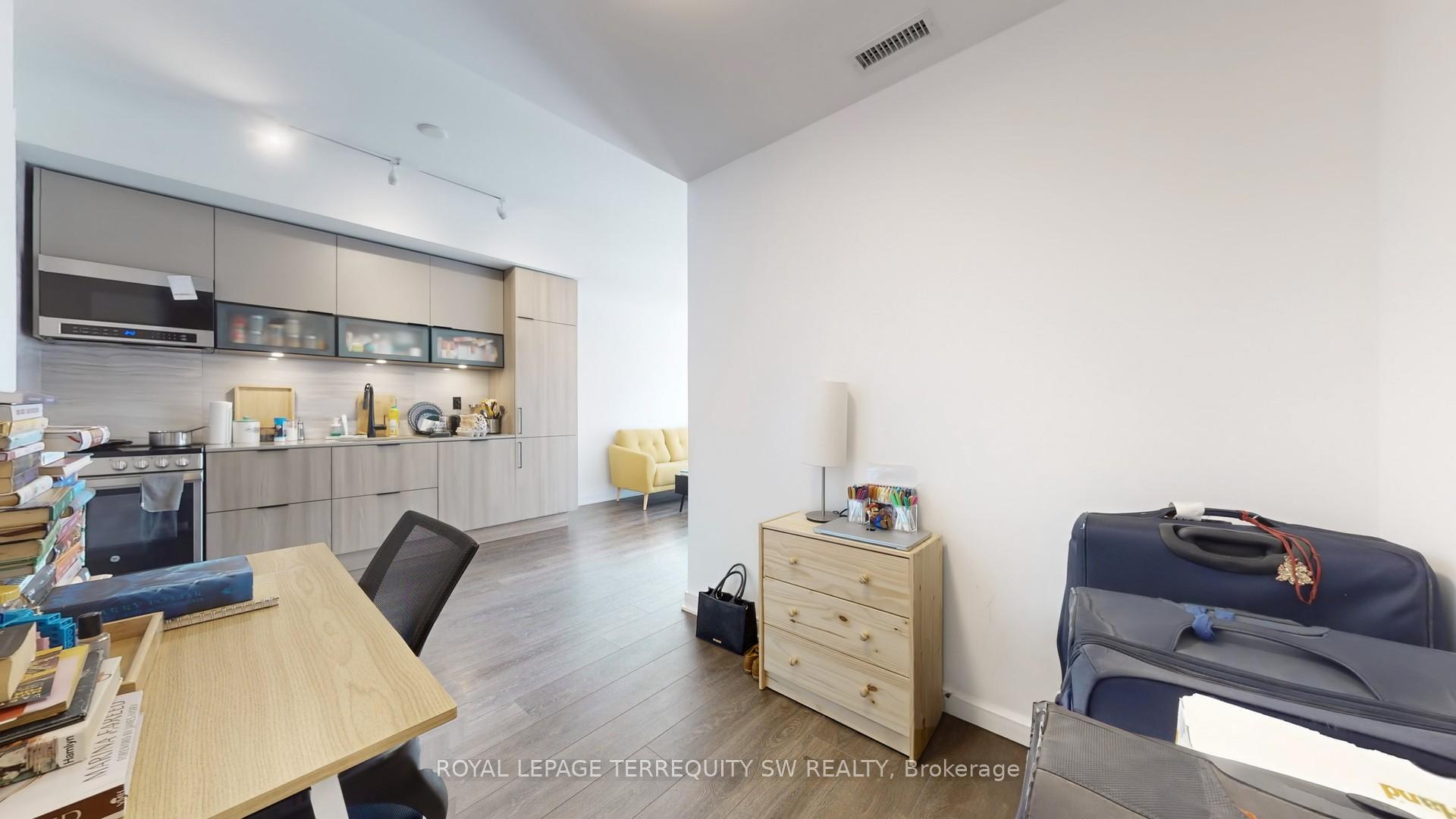 Photo 16 of Unit N815, 35 Rolling Mills Road, Toronto, Waterfront Communities — HOMEH