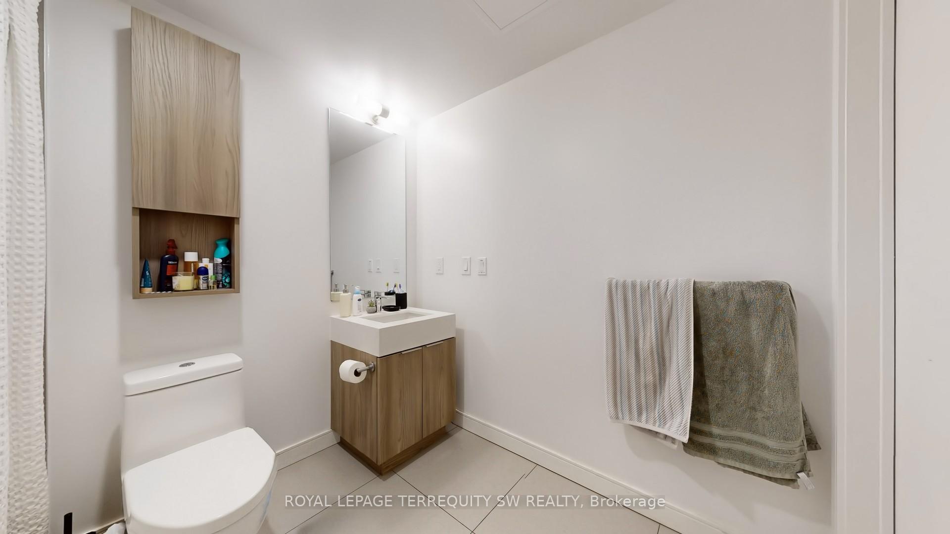 Photo 18 of Unit N815, 35 Rolling Mills Road, Toronto, Waterfront Communities — HOMEH