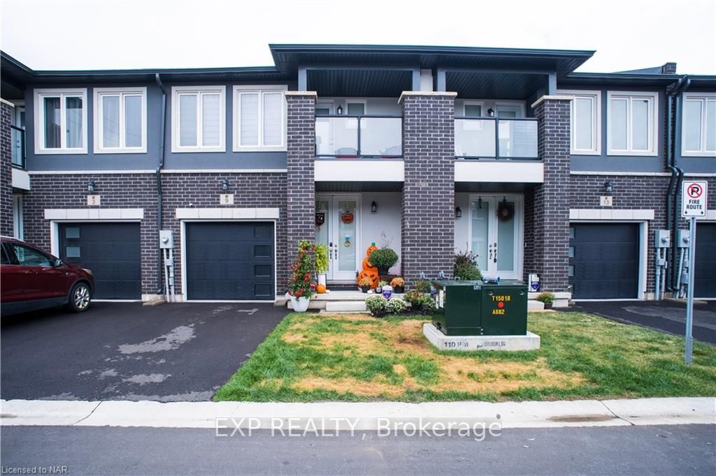 Front of Unit 2, 9 Renfrew Trail
