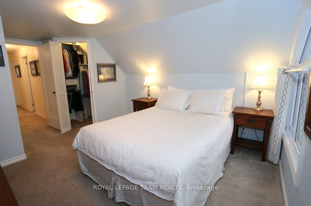 Photo 16 of 16 Gwynne Avenue, Ottawa, Civic Hospital — HOMEH