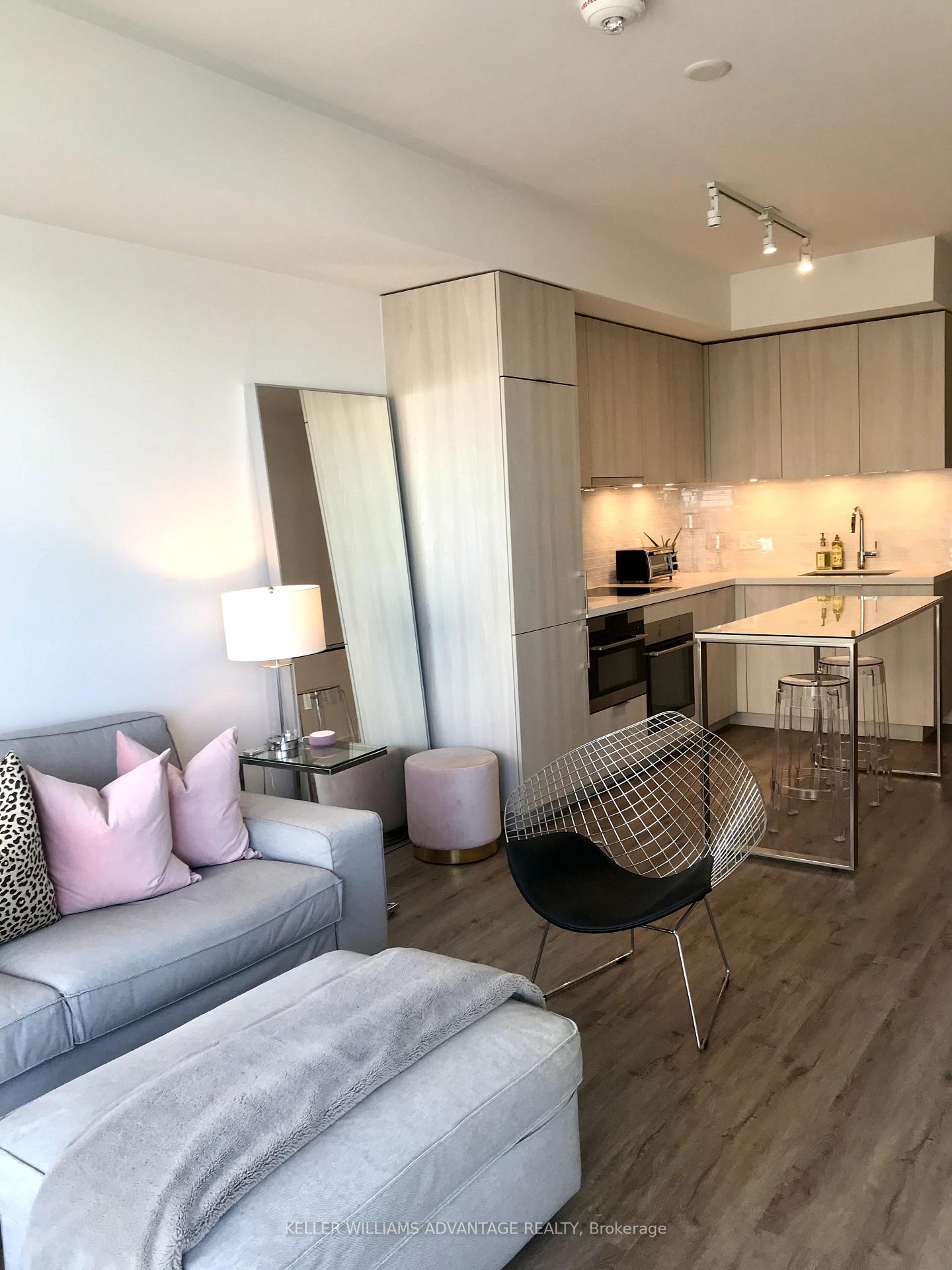 Photo 2 of Unit 514, 15 Queens Quay E, Toronto, Waterfront Communities — HOMEH