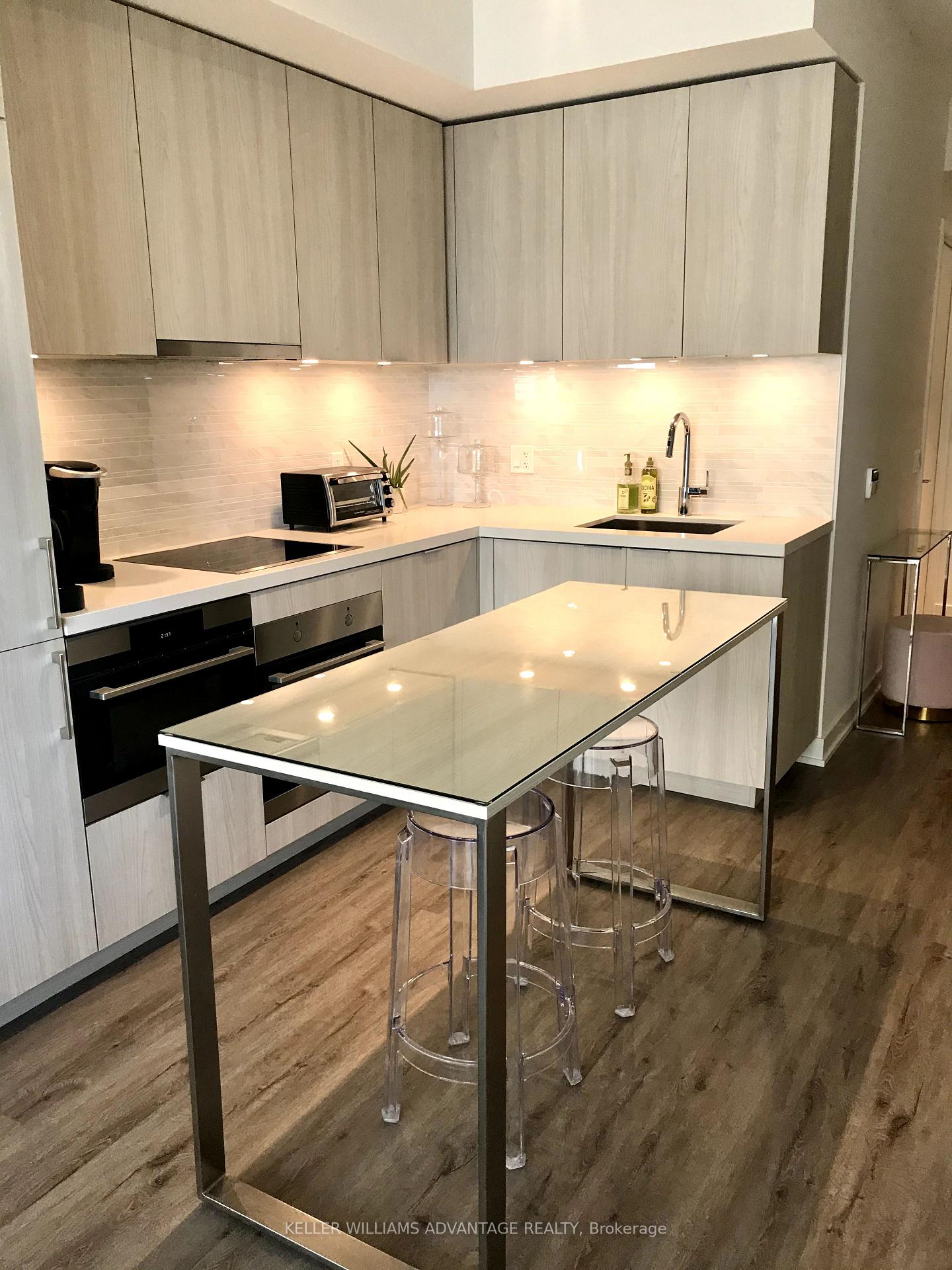 Photo 10 of Unit 514, 15 Queens Quay E, Toronto, Waterfront Communities — HOMEH