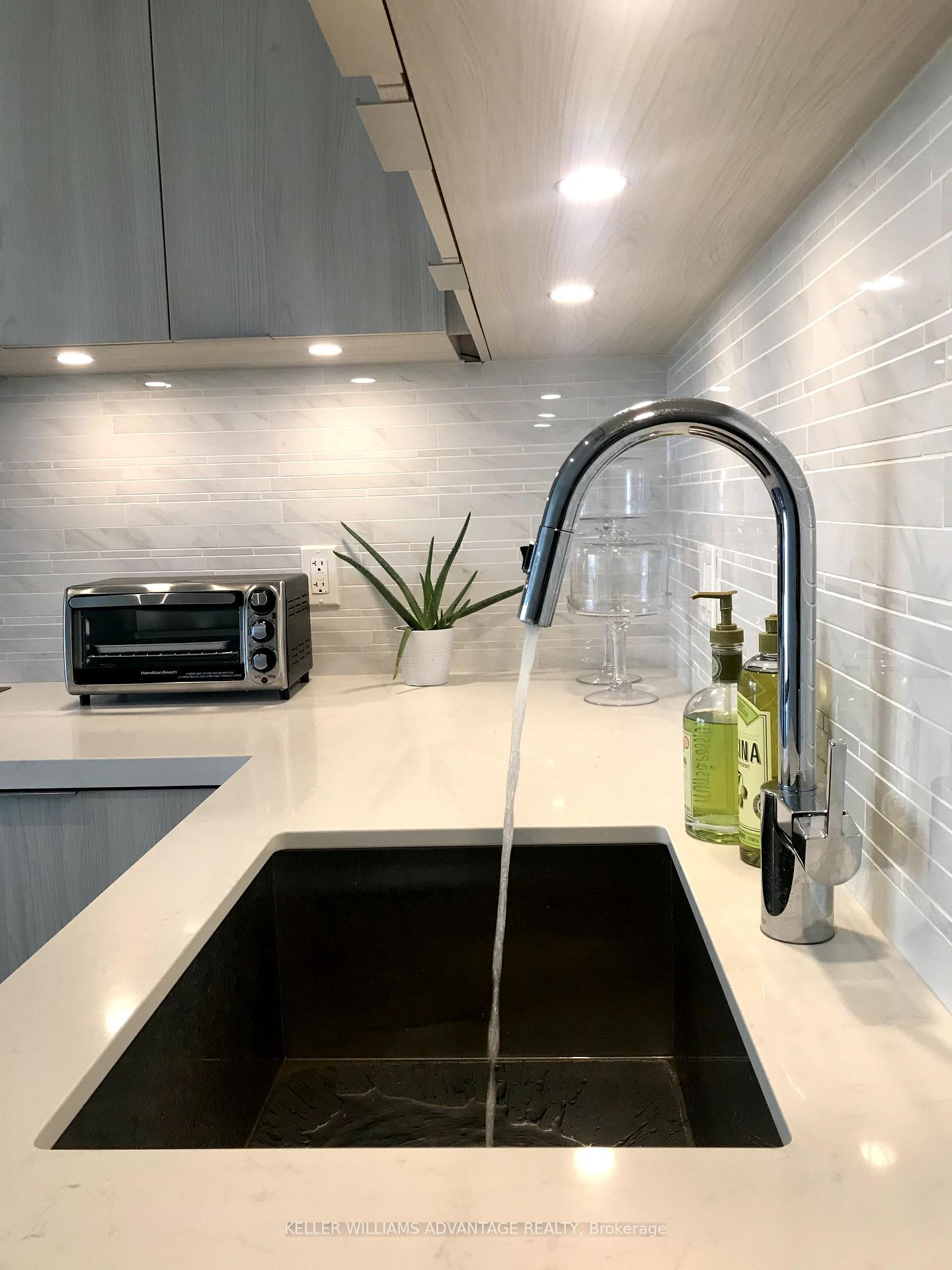 Photo 7 of Unit 514, 15 Queens Quay E, Toronto, Waterfront Communities — HOMEH