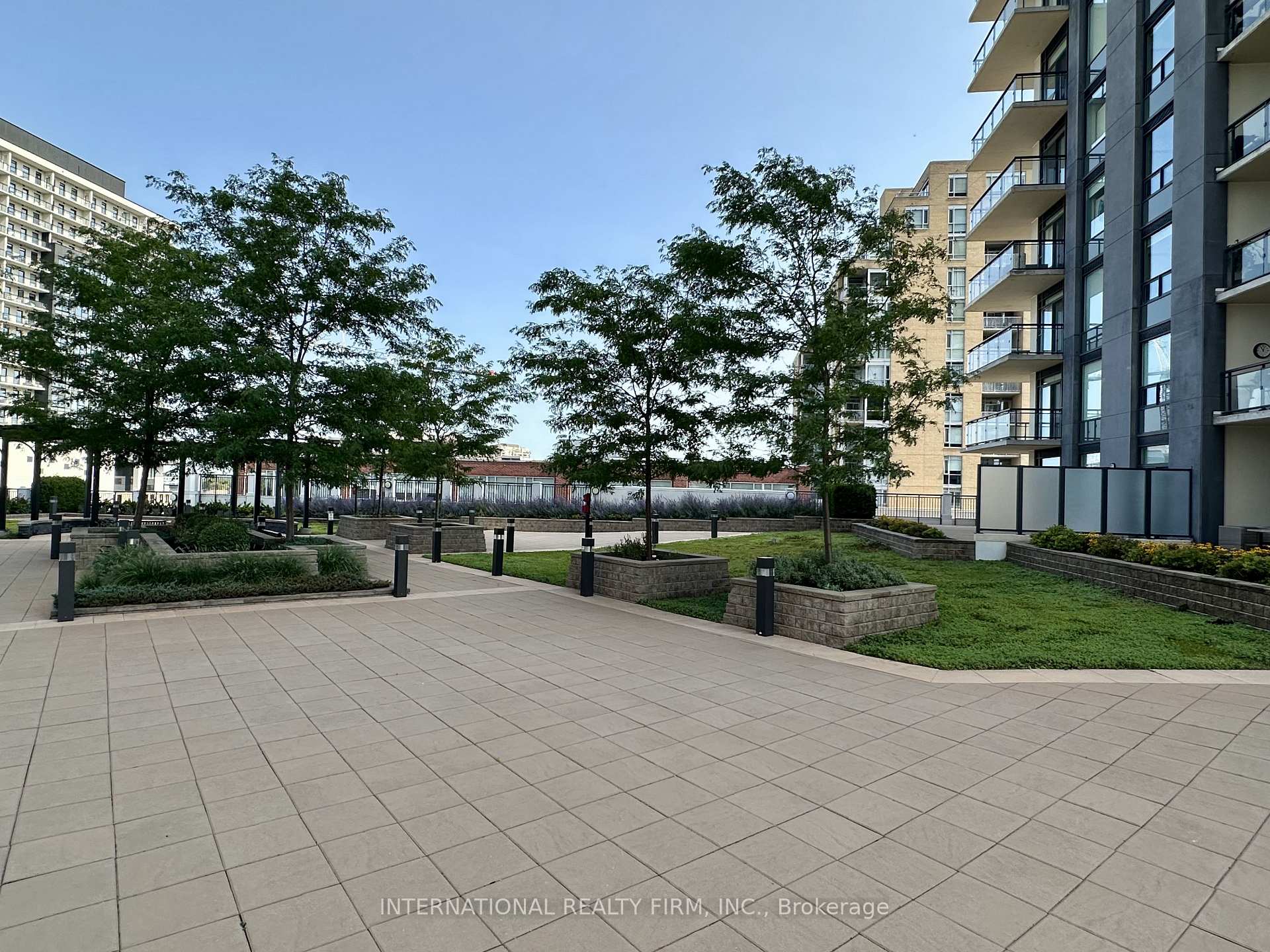 Photo 4 of Unit 1408, 155 Caroline Street S, Waterloo — HOMEH