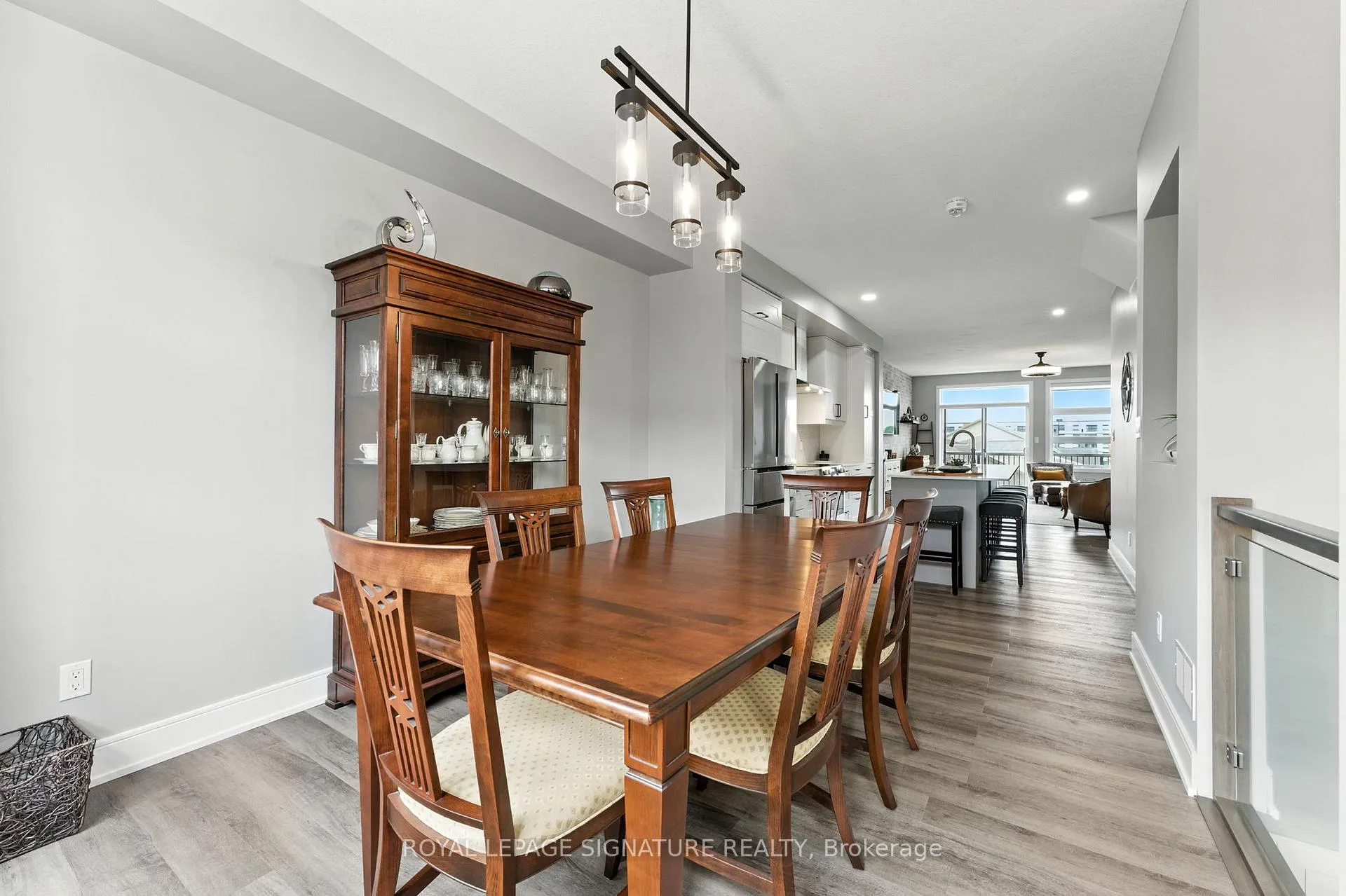 Photo 6 of Unit 33, 60 Arkell Road, Guelph, Kortright East — HOMEH