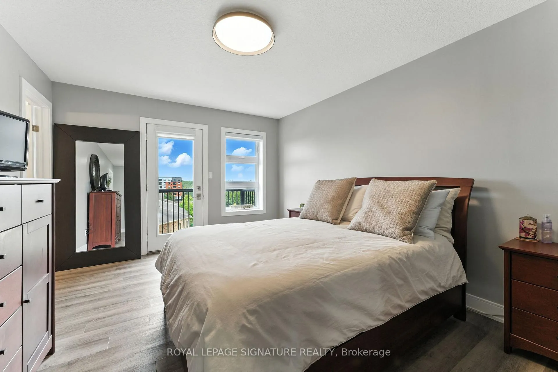 Photo 15 of Unit 33, 60 Arkell Road, Guelph, Kortright East — HOMEH
