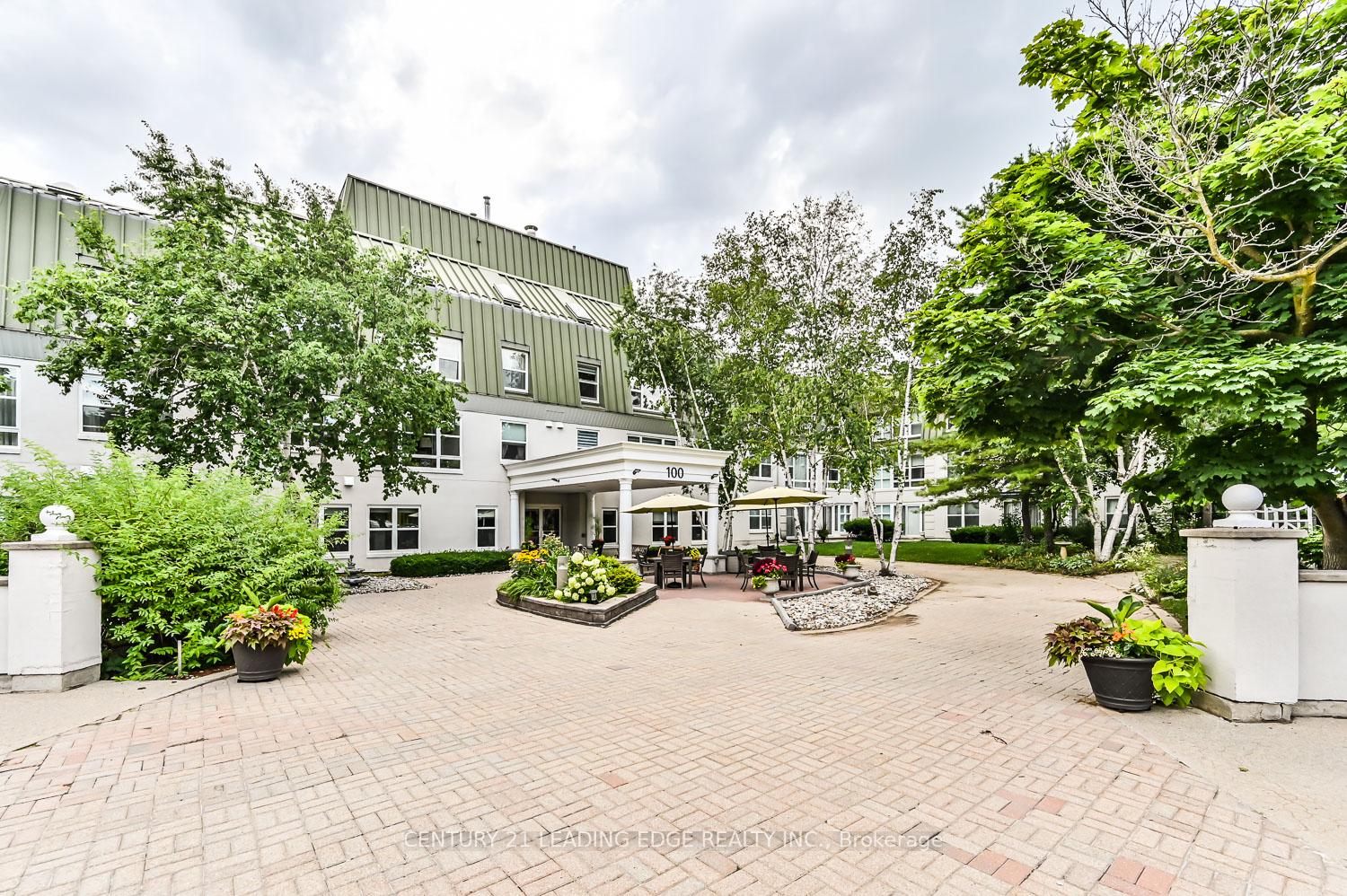Photo 1 of Unit 114, 100 Anna Russell Way, Markham, Unionville — HOMEH