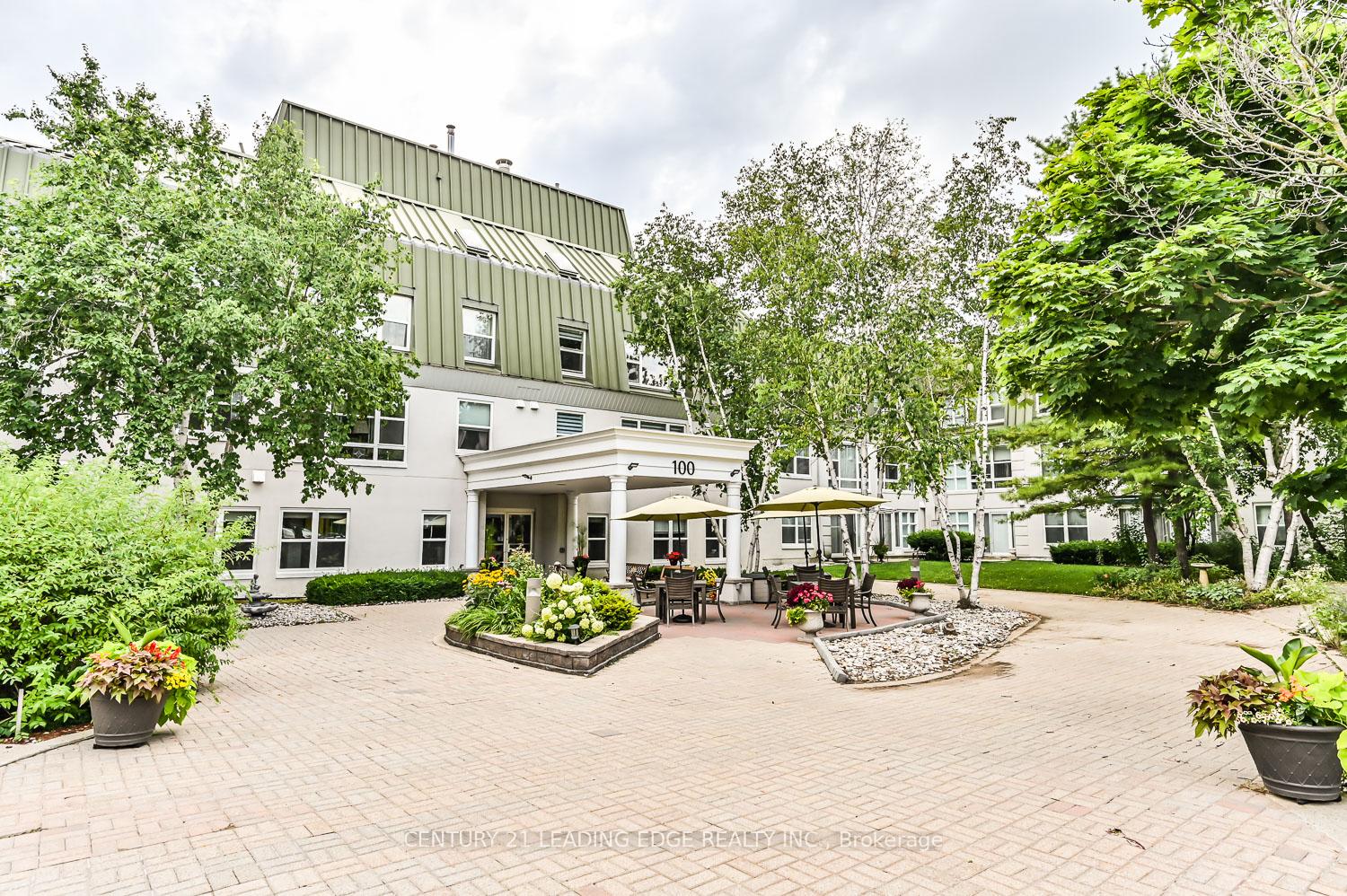 Photo 2 of Unit 114, 100 Anna Russell Way, Markham, Unionville — HOMEH
