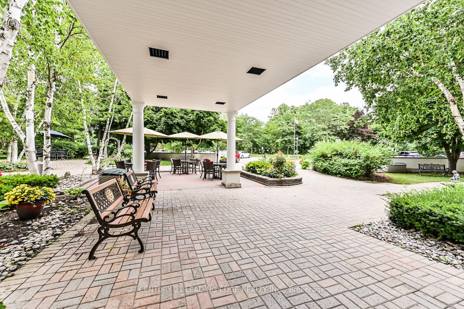 Photo 5 of Unit 114, 100 Anna Russell Way, Markham, Unionville — HOMEH