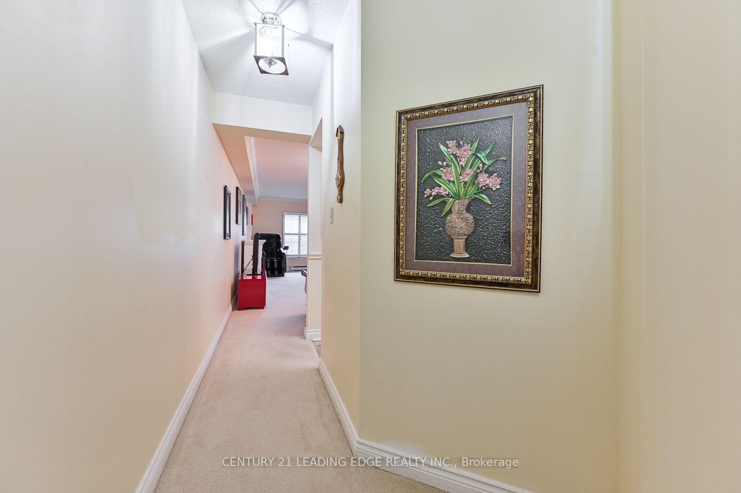Photo 10 of Unit 114, 100 Anna Russell Way, Markham, Unionville — HOMEH