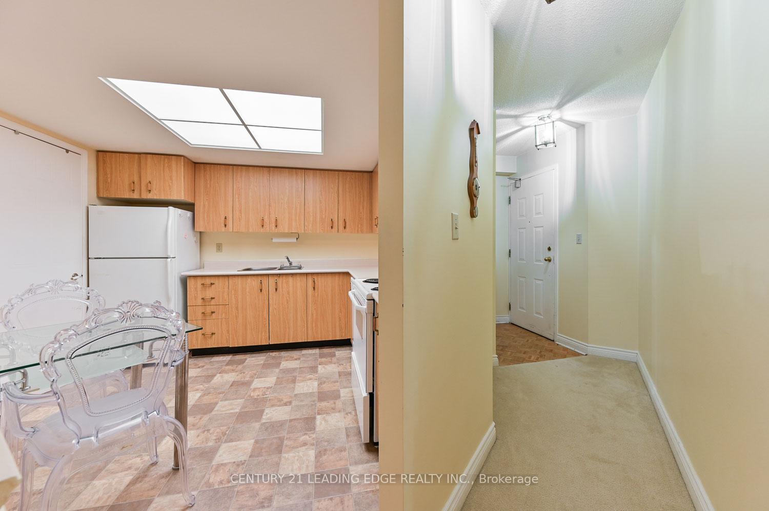 Photo 11 of Unit 114, 100 Anna Russell Way, Markham, Unionville — HOMEH