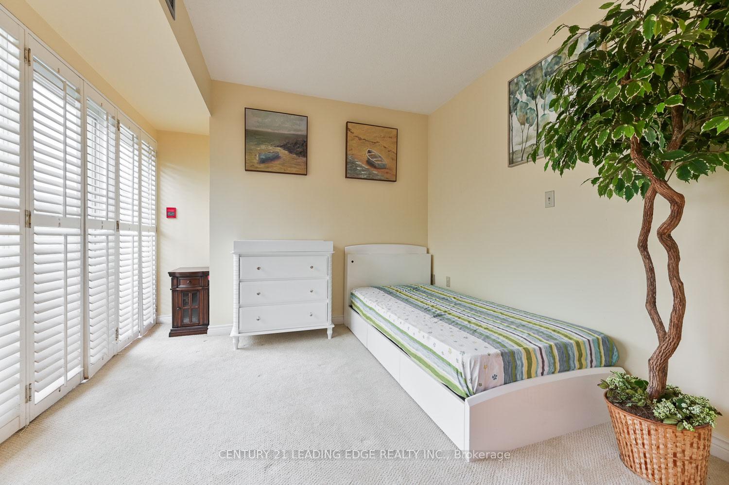 Photo 26 of Unit 114, 100 Anna Russell Way, Markham, Unionville — HOMEH