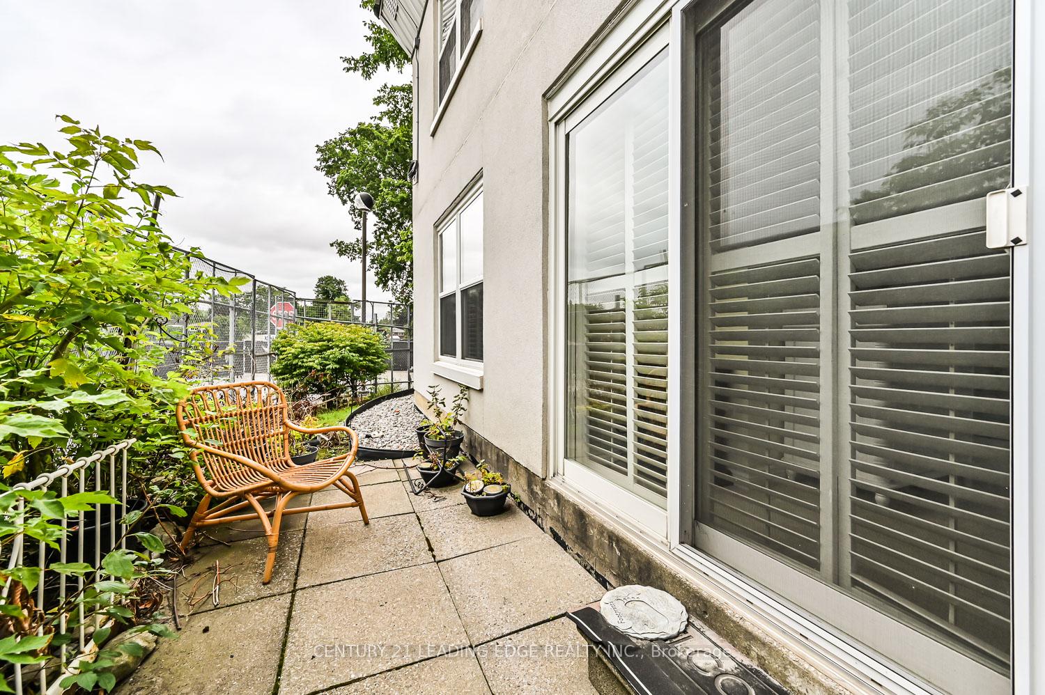 Photo 29 of Unit 114, 100 Anna Russell Way, Markham, Unionville — HOMEH