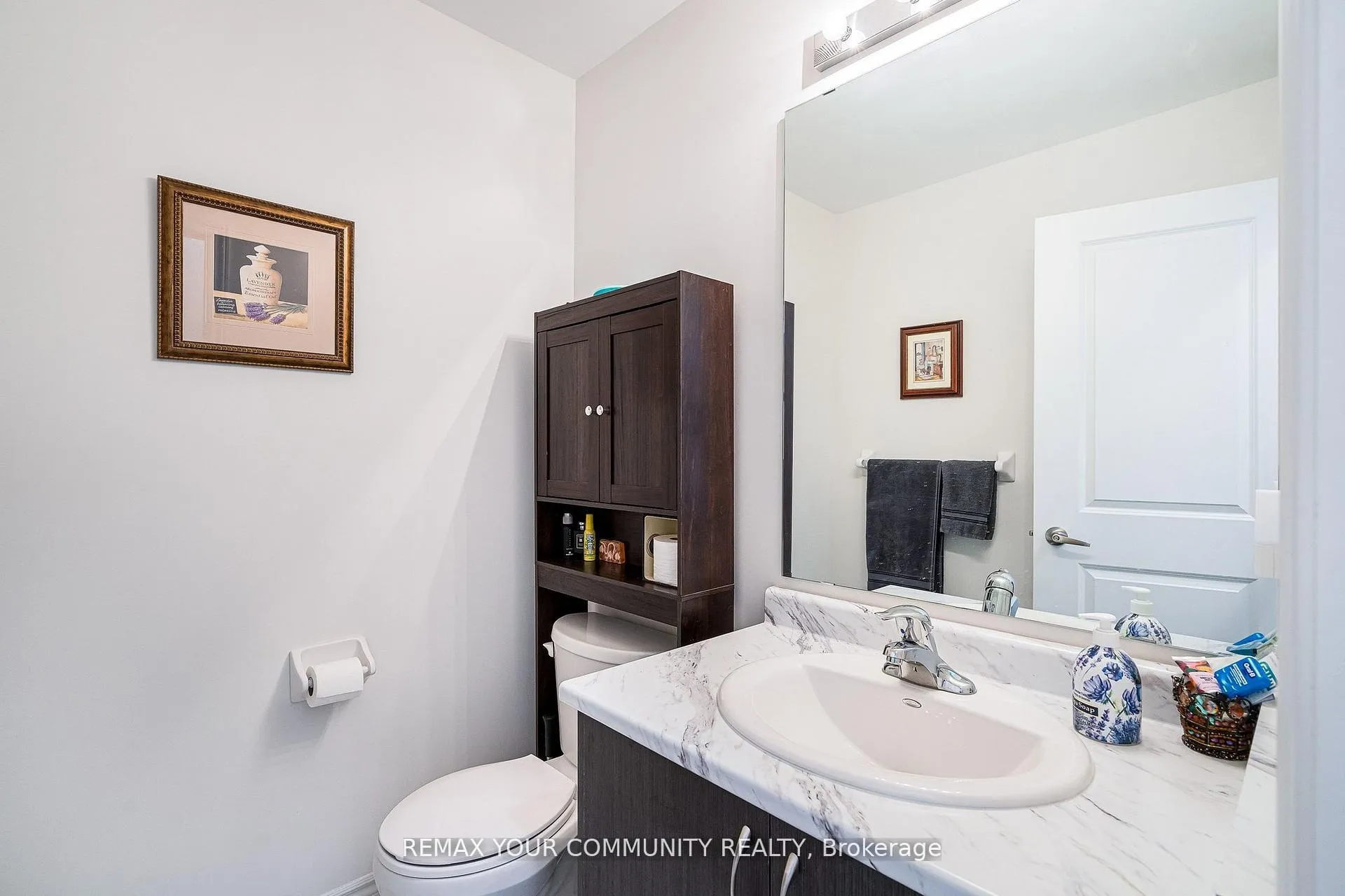 Photo 25 of 153 Terry Fox Drive, Barrie, Rural Barrie Southeast — HOMEH