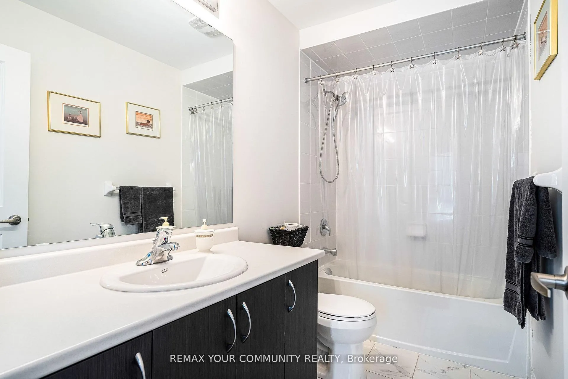 Photo 30 of 153 Terry Fox Drive, Barrie, Rural Barrie Southeast — HOMEH