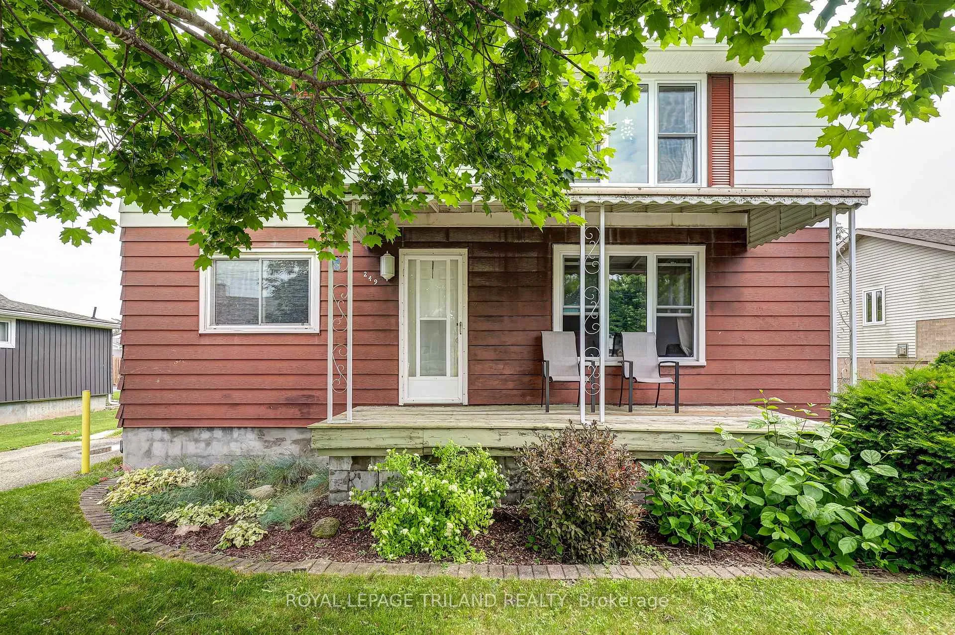 Photo 2 of 249 Victoria Street, Central Elgin, Belmont — HOMEH