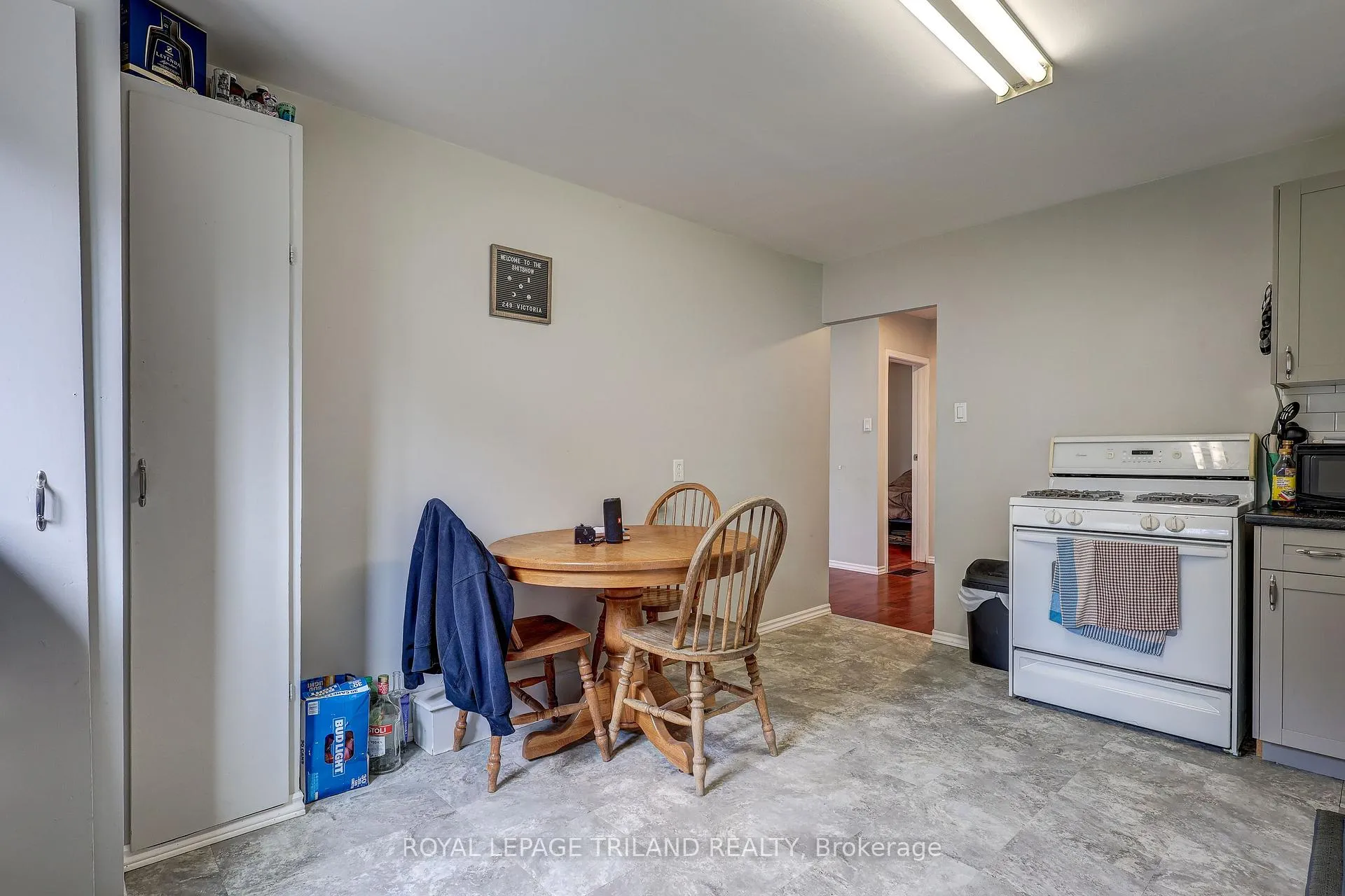 Photo 13 of 249 Victoria Street, Central Elgin, Belmont — HOMEH